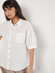 Apricot Koszula w kolorze białym rozmiar: XS. Białe koszule Apricot, xs, bez wzorów, bez kołnierzyka, bez ramiączek. Za 66.47 zł.