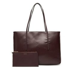 Torebka Calvin Klein. Czerwone shopper Calvin Klein, bez wzorów, bez dodatków. Za 699.99 zł.