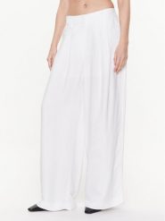 Herskind Spodnie materiałowe Lotus 4729840 Biały Regular Fit. Białe spodnie materiałowe Herskind, bez wzorów, z materiału. Za 1,049.00 zł.