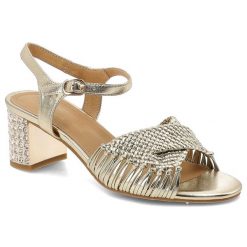 Sandały damskie S.Barski, cholewka ze skóry naturalnej na stabilnym obcasie z plecioną cholewką i biżuteryjnym zdobieniem, złote, CR61-3092. Żółte sandały S.BARSKI, z aplikacjami, ze skóry, bez obcasa, na obcasie, bez zapięcia. Za 296.90 zł.