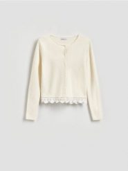 Kardigan z koronką - kremowy. Białe kardigany Reserved, l, bez wzorów, z dzianiny. Za 129.99 zł.