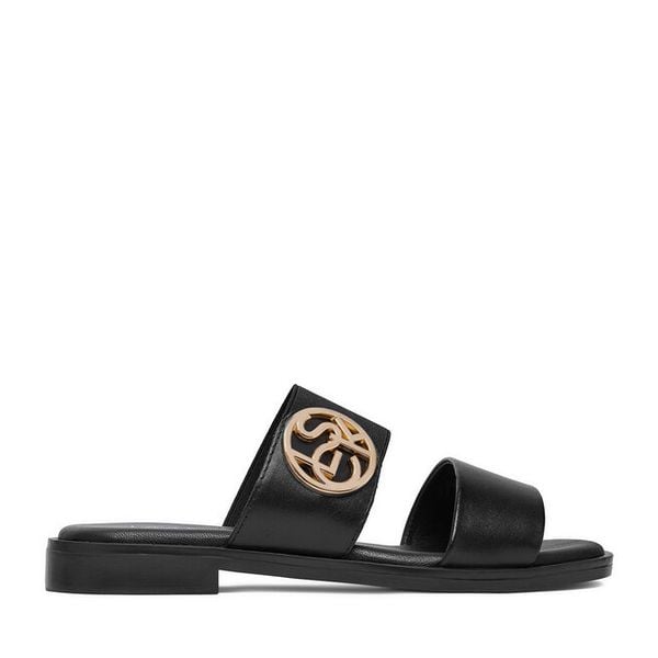 Klapki Lasocki. Czarne klapki Lasocki, bez wzorów, bez obcasa. Za 129.99 zł.