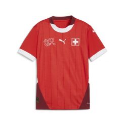 Młodzieżowa, domowa koszulka reprezentacji Szwajcarii w piłce nożnej 2024 PUMA. Czerwona bluzki Puma, m, bez wzorów, młodzieżowe, bez kołnierzyka, bez ramiączek. W wyprzedaży za 289.00 zł.