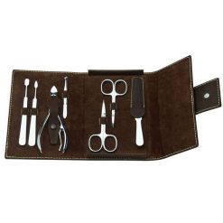 ERBE Manicure Snap Button Case Range "Mountain Bear", brown, 7 pcs. Kuferki do makijażu 1 ct 1 szt. Zestawy ERBE. Za 636.69 zł.