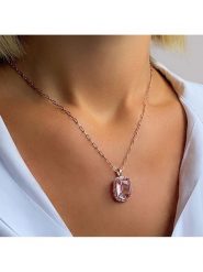 Les Petites Précieuses Pozłacany naszyjnik z zawieszką - dł. 40 cm rozmiar: onesize. Różowe naszyjniki Les Petites Précieuses, z cyrkonią, pozłacane. Za 325.95 zł.