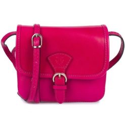 Listonoszka skórzana BELTIMORE K66 różowa. Czerwone torebki klasyczne bez wzorów, ze skóry, bez dodatków. Za 119.90 zł.