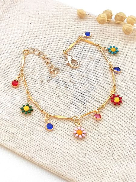 Atelier MIU Pozłacana bransoletka z kryształami rozmiar: onesize. Żółte bransoletki Atelier MIU, z kryształem, pozłacane. Za 61.45 zł.