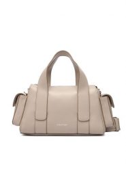 Calvin Klein Torebka LV04F3291G Fioletowy. Fioletowe torebki klasyczne Calvin Klein, bez wzorów, ze skóry, bez dodatków. Za 519.99 zł.