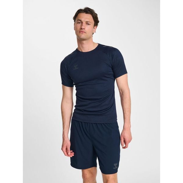 Koszulka Hummel Pro. Niebieskie bluzki Hummel, bez wzorów, sportowe, bez kołnierzyka, bez ramiączek. Za 195.00 zł.