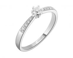 Pierścionek z białego złota z brylantami - 0,18 ct - próba 585. Białe pierścionki Apart, z brylantem, złote. Za 3,590.00 zł.