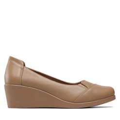 Półbuty Go Soft. Brązowe czółenka GO SOFT, bez wzorów, bez obcasa, na koturnie, bez zapięcia. Za 139.99 zł.