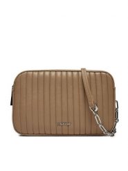 Calvin Klein Torebka Mini Line Quilt Camera Bag K60K613078 Szary. Szare listonoszki Calvin Klein, bez wzorów, ze skóry, bez dodatków. Za 279.99 zł.