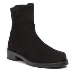 Botki Stuart Weitzman. Czarne botki Stuart Weitzman, bez wzorów, bez obcasa, na płaskiej podeszwie, bez zapięcia. Za 2,649.00 zł.