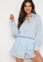 Jasnoniebieski 2-cześciowy Komplet z Szortami i Elegancką Koszulą Alesa. Niebieskie koszule Born2be, m, bez wzorów, eleganckie, bez kołnierzyka, bez ramiączek. Za 109.99 zł.