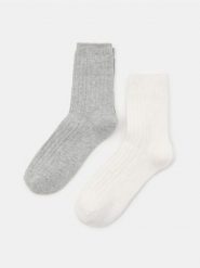Prążkowane skarpetki 2 pack - szary. Szare skarpety Sinsay, bez wzorów, prążkowane. Za 15.99 zł.
