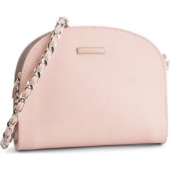 Torebka MONNARI - BAG4410-026 Pink. Czerwone listonoszki Monnari, bez wzorów, z materiału, eleganckie, na ramię, bez dodatków. W wyprzedaży za 109.00 zł.