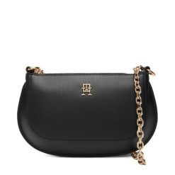 Torebka Tommy Hilfiger. Czarne listonoszki TOMMY HILFIGER, bez wzorów, bez dodatków. Za 529.99 zł.