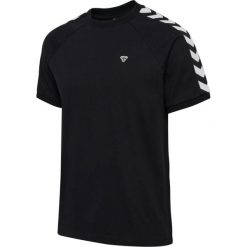 Koszulka Hummel Archive Loose. Czarne bluzki Hummel, bez wzorów, sportowe, bez kołnierzyka, bez ramiączek. Za 130.90 zł.