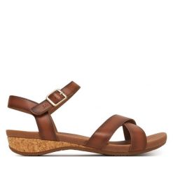 Sandały Josef Seibel. Brązowe sandały Josef Seibel, bez wzorów, bez obcasa, na płaskiej podeszwie, bez zapięcia. Za 409.99 zł.