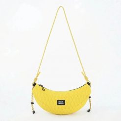 Torba rowerowa sakwa na kierownicę ramię banan 1.8 l Rockbros H74 saszetka. Żółte torby na ramię ROCKBROS, bez wzorów, z materiału, klasyczne, na ramię, bez dodatków. Za 77.99 zł.