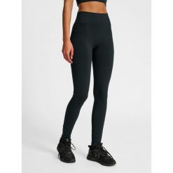 Damskie legginsy Hummel HIIT. Czarne legginsy Hummel, bez wzorów. Za 207.50 zł.