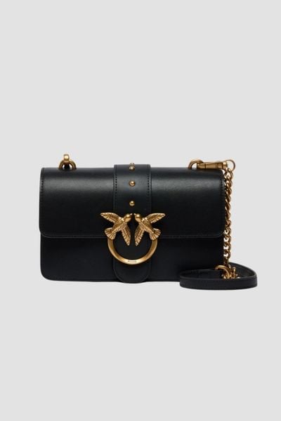 PINKO Czarna kopertówka Love One Mini St. Cl Vitello Seta. Czarne kopertówki Pinko, bez wzorów, ze skóry, bez dodatków. W wyprzedaży za 899.99 zł.