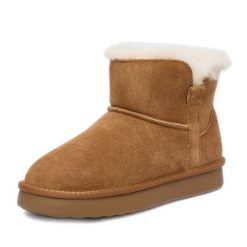 Śniegowce Lasocki. Brązowe botki Lasocki, bez wzorów, bez obcasa, na płaskiej podeszwie, bez zapięcia. Za 219.99 zł.