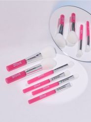 Zestaw pędzli do makijażu Lilo & Stitch - różowy. Zestawy Sinsay. Za 19.99 zł.