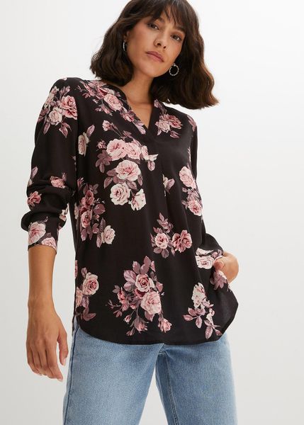 Bluzka tunikowa z lejącej wiskozy. Niebieskie bluzki bonprix, bez wzorów, z wiskozy, bez kołnierzyka, bez ramiączek. Za 84.99 zł.