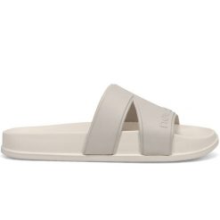 Klapki damskie New Balance SUF20SU3 – beżowe. Brązowe klapki New Balance, bez wzorów, bez obcasa. Za 69.99 zł.