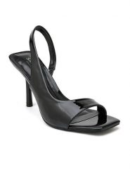 Sixth Sens Sandały w kolorze czarnym na szpilce rozmiar: 38. Czarne sandały Sixth Sens, bez wzorów, z otwartym noskiem, bez obcasa, na koturnie, bez zapięcia. Za 100.99 zł.