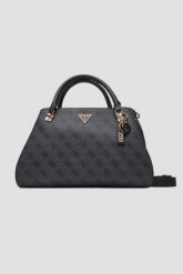 GUESS Czarna klasyczna torebka damska Noelle. Czarne torebki klasyczne Guess, z aplikacjami, ze skóry ekologicznej, duże, bez dodatków. W wyprzedaży za 559.99 zł.