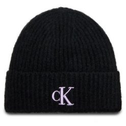 Czapka Calvin Klein Jeans. Czarne czapki Calvin Klein Jeans, bez wzorów, z jeansu. Za 219.99 zł.