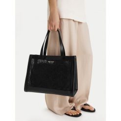 Torebka Nine West. Czarne torebki klasyczne Nine West, bez wzorów, bez dodatków. Za 289.99 zł.