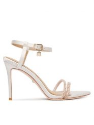 Marciano Guess Sandały G6GZ15 W2496 Biały. Białe sandały Marciano Guess, z aplikacjami, z materiału, bez obcasa, na szpilce, bez zapięcia. Za 1,119.00 zł.