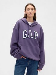 GAP Bluza w kolorze fioletowym rozmiar: S. Różowe bluzy sportowe GAP, s, bez wzorów, z kapturem. Za 172.08 zł.