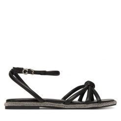 Sandały Guess. Czarne sandały Guess, z aplikacjami, bez obcasa, na płaskiej podeszwie, bez zapięcia. Za 449.99 zł.