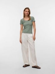 Vero Moda Koszulka w kolorze zielono-białym rozmiar: M. Zielone bluzki Vero Moda, m, bez wzorów, prążkowane, bez kołnierzyka, bez ramiączek. Za 62.03 zł.
