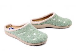 INBLU ET-33 020 verdino, kapcie damskie. Zielone obuwie domowe Inblu, bez wzorów, z tkaniny, bez zapięcia. Za 80.99 zł.