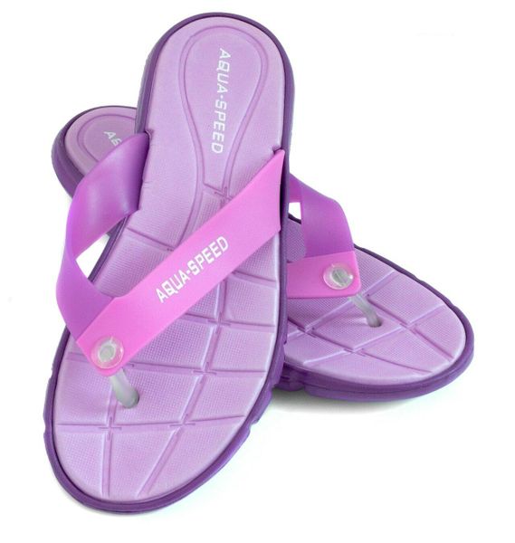 Japonki basenowe damskie Aqua Speed Bali. Czerwone klapki Aqua-Speed, bez wzorów, z materiału, bez obcasa. Za 36.99 zł.