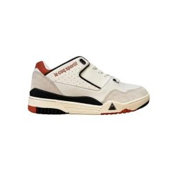 Trenerzy Le Coq Sportif Dynactif T1100. Białe obuwie sportowe Le Coq Sportif, z syntetyku, bez zapięcia. Za 345.10 zł.