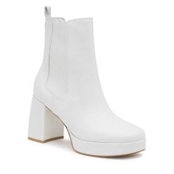 Botki Guess. Białe botki Guess, z aplikacjami, bez obcasa, na słupku, bez zapięcia. Za 1,029.00 zł.