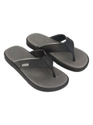 Ipanema Japonki w kolorze czarno-szarym rozmiar: 39/40. Czarne klapki Ipanema, bez wzorów, z tworzywa sztucznego, z otwartym noskiem, bez obcasa. Za 87.81 zł.