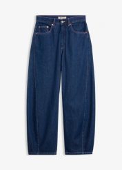 Jeansy o kroju balonowym, high waist. Niebieskie jeansy bonprix, bez wzorów, z podwyższonym stanem. Za 129.99 zł.