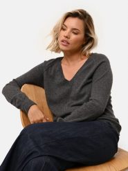 Just Cashmere Kaszmirowy sweter "Phoebe" w kolorze antracytowym rozmiar: L. Czarne swetry Just Cashmere, l, bez wzorów, z kaszmiru, bez ramiączek. Za 427.45 zł.