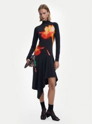 Desigual Sukienka codzienna Mila 25WWVK40 Czarny Slim Fit. Czarne sukienki Desigual, na co dzień, m, bez wzorów, z bawełny, bez kołnierzyka, bez ramiączek, proste. Za 489.99 zł.