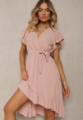 Ciemnoróżowa Sukienka z Asymetrycznym Tyłem z Kopertowym Dekoltem Ozdobiona Paskiem w Talii Toridia. Czerwone sukienki Renee, na imprezę, bez wzorów, eleganckie, z asymetrycznym kołnierzem, bez ramiączek, midi, asymetryczne. Za 59.99 zł.