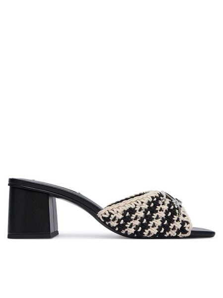 KARL LAGERFELD Klapki KL32401 Czarny. Czarne klapki KARL LAGERFELD, bez wzorów, z syntetyku, bez obcasa. Za 545.99 zł.
