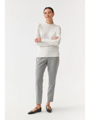 TATUUM Sweter w kolorze białym rozmiar: XL. Białe swetry Tatuum, xl, bez wzorów, bez ramiączek. Za 92.42 zł.