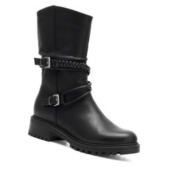 Botki Clara Barson. Czarne botki Clara Barson, bez wzorów, bez obcasa, na płaskiej podeszwie, bez zapięcia. Za 149.99 zł.